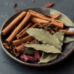 Té de Jamaica con Canela y Laurel