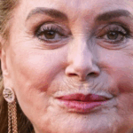 ¡Mira a la legendaria actriz a los 80: una impresionante transformación sin ningún tipo de intervenciones estéticas! ¡Mira a la legendaria actriz a los 80: una impresionante transformación sin ningún tipo de intervenciones estéticas!