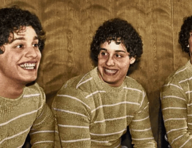 “Separados al nacer y criados en familias diferentes”: ¡Tres hermanos gemelos se encuentran por casualidad a los 19 años!
