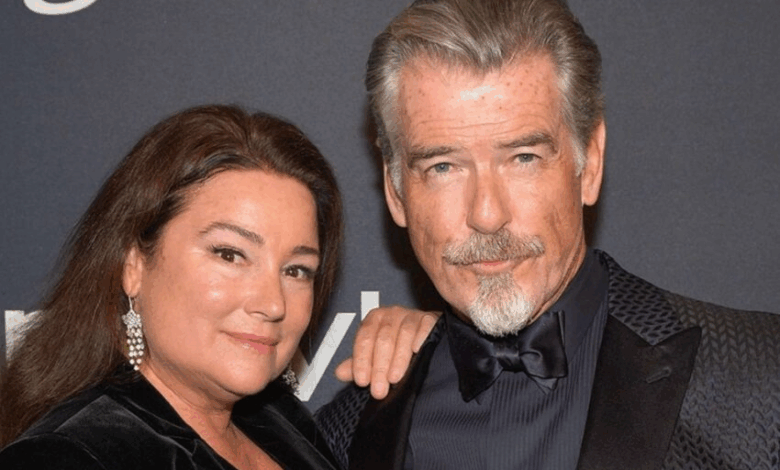 “Transformación de pérdida de peso”: ¡La esposa de Pierce Brosnan compartió una foto impresionante luciendo un vestido rosa entallado!