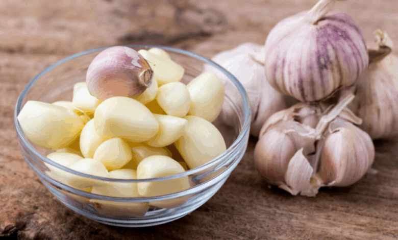 Controla plagas de manera natural: ajo para moscas, piojos y mosquitos