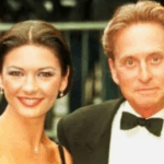 Catherine Zeta-Jones, de 55 años, comparte una rara foto con su esposo de 80 años, Michael Douglas: ¿Cómo lucen?
