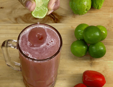 Potente mezcla verde para rodillas, pies hinchados, colesterol y más